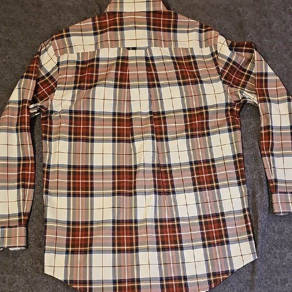 Orvis Men's Maroon and Navy Plaid Button Down Shirt - Picture 9 of 9